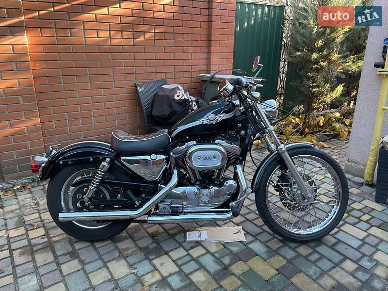 Мотоцикл Чоппер Harley-Davidson FLSTS 2003 в 