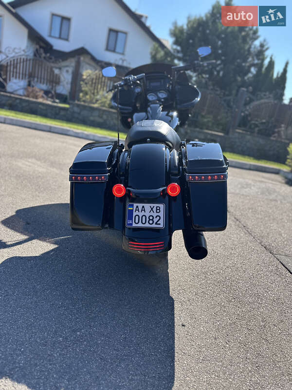 Мотоцикл Круізер Harley-Davidson FLTRX 2017 в Києві