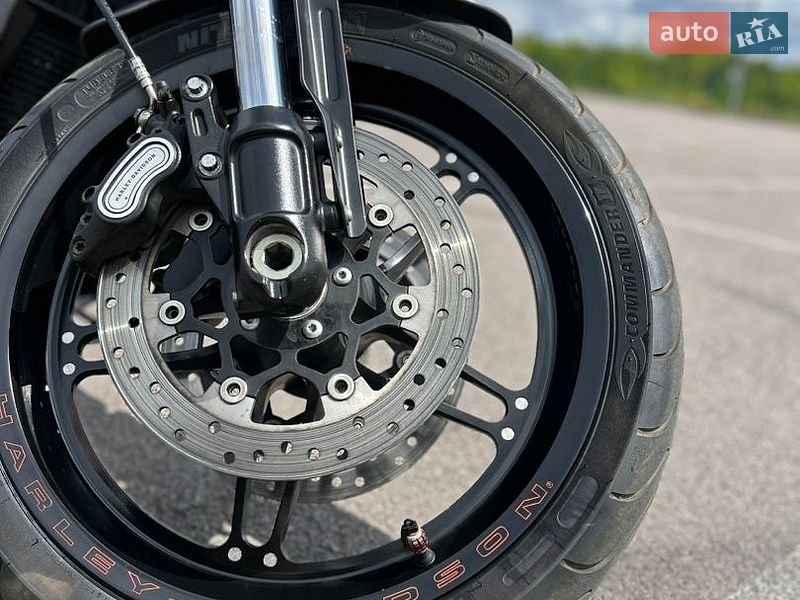 Боббер Harley-Davidson FXDRS 2019 в Ровно