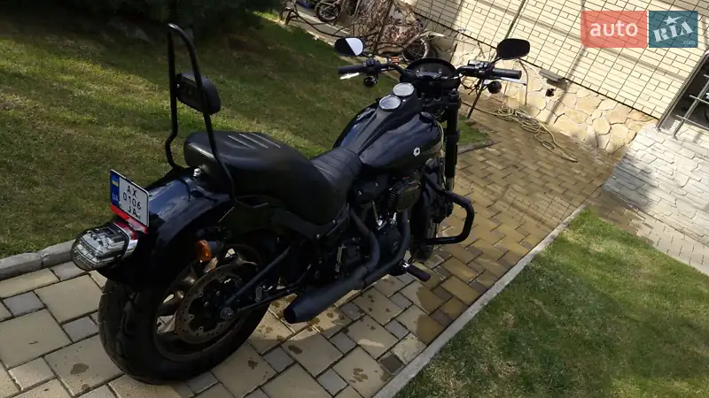 Мотоцикл Круизер Harley-Davidson Low Rider S 2020 в 