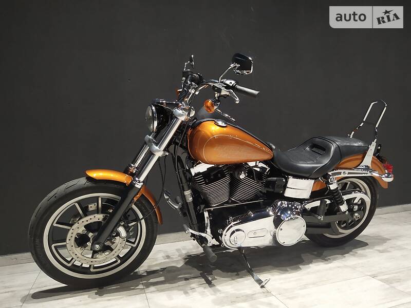 Мотоцикл Чоппер Harley-Davidson Low Rider	 2015 в Львові