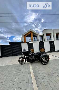 Мотоцикл Чоппер Harley-Davidson Road Glide 2023 в 