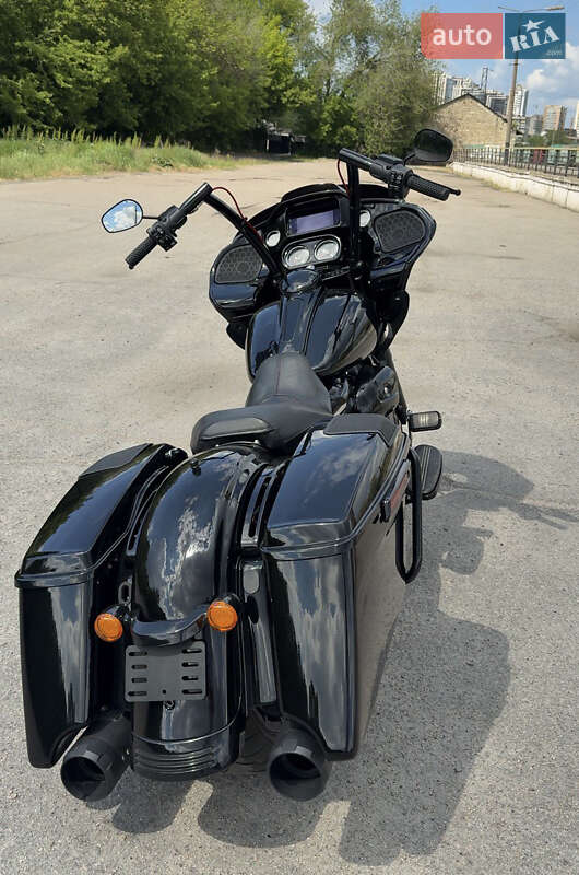 Мотоцикл Туризм Harley-Davidson Road Glide 2019 в Днепре фото 3 Мотоцикл Туризм Harley-Davidson Road Glide 2019 в Днепре