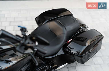 Боббер Harley-Davidson Road Glide 2021 в 