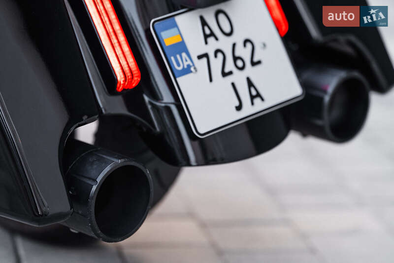 Боббер Harley-Davidson Road Glide 2021 в Ужгороде