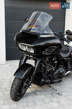 Боббер Harley-Davidson Road Glide 2021 в 