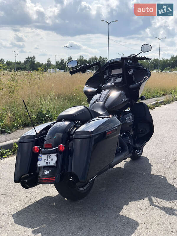 Мотоцикл Чоппер Harley-Davidson Road Glide 2018 в Львове фото 4 Мотоцикл Чоппер Harley-Davidson Road Glide 2018 в Львове