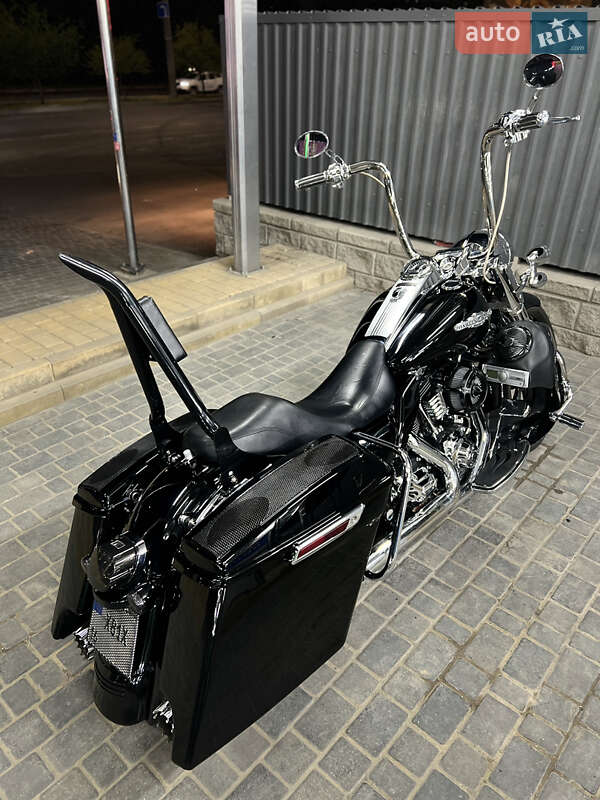Мотоцикл Круизер Harley-Davidson Road King 2010 в Одессе