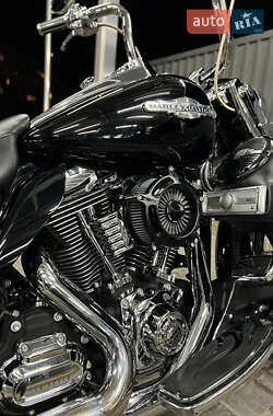 Мотоцикл Круизер Harley-Davidson Road King 2010 в 