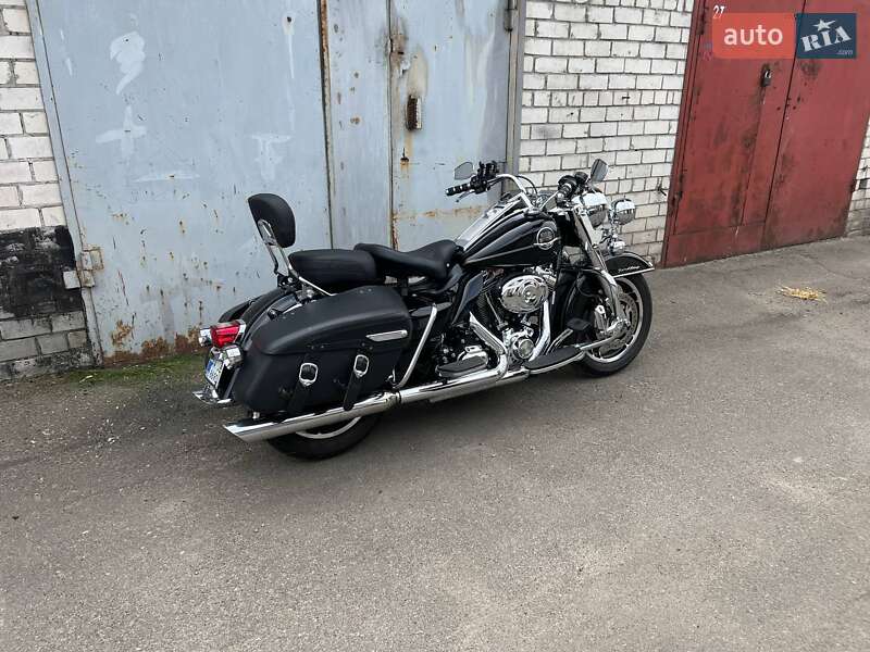 Мотоцикл Круизер Harley-Davidson Road King 2010 в Киеве