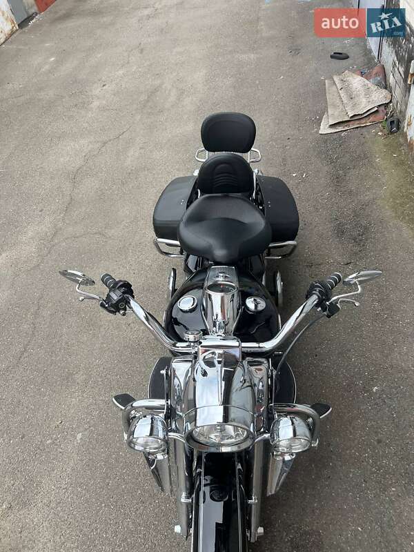 Мотоцикл Круизер Harley-Davidson Road King 2010 в Киеве