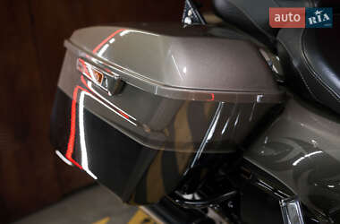 Мотоцикл Круізер Harley-Davidson Road King 2014 в  фото 14 Мотоцикл Круізер Harley-Davidson Road King 2014 в
