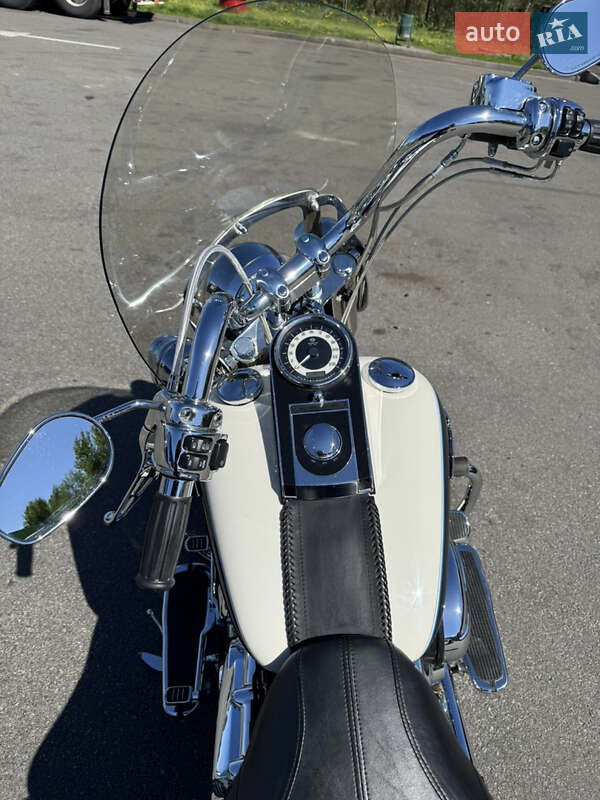 Мотоцикл Круизер Harley-Davidson Softail Deluxe 2012 в Киеве
