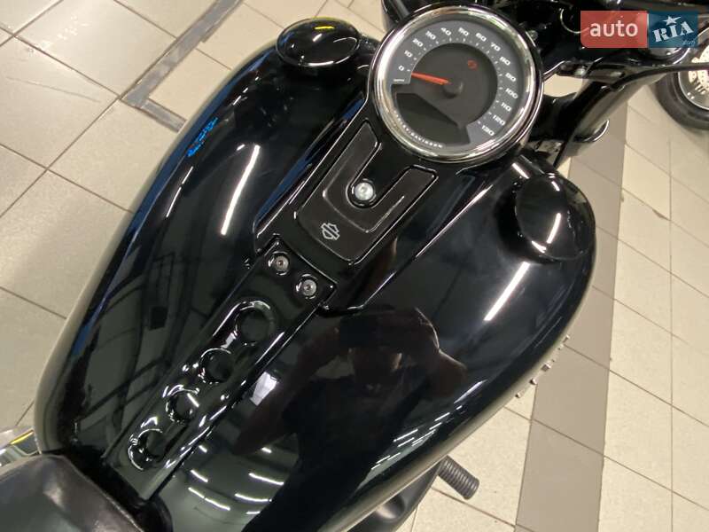Мотоцикл Чоппер Harley-Davidson Sport Glide 2018 в Киеве фото 5 Мотоцикл Чоппер Harley-Davidson Sport Glide 2018 в Киеве