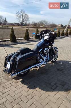 Мотоцикл Круизер Harley-Davidson Street Glide 2015 в 