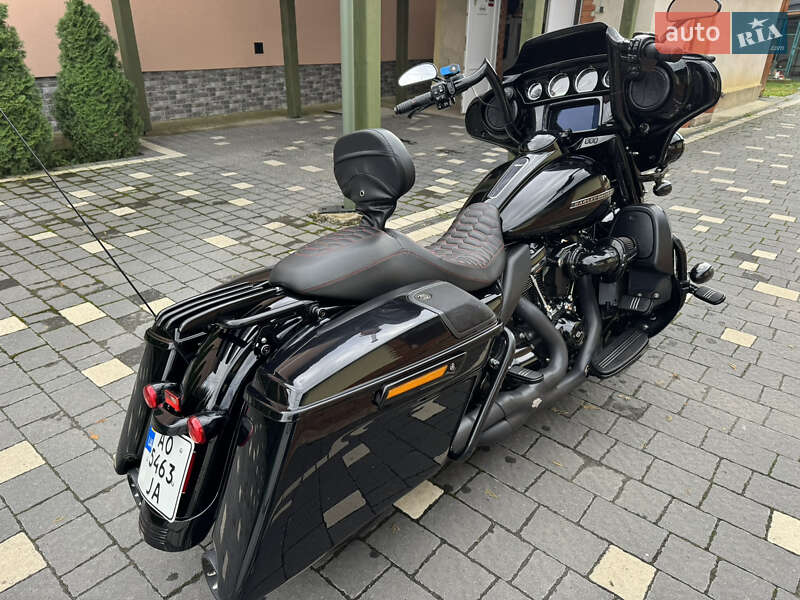 Мотоцикл Круізер Harley-Davidson Street Glide 2018 в Ужгороді