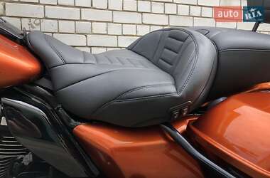 Мотоцикл Круізер Harley-Davidson Touring 2018 в 