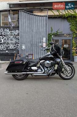 Мотоцикл Круизер Harley-Davidson Touring 2016 в Киеве