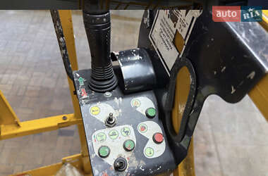 Ножичний підйомник Haulotte Compact 12 2014 в 