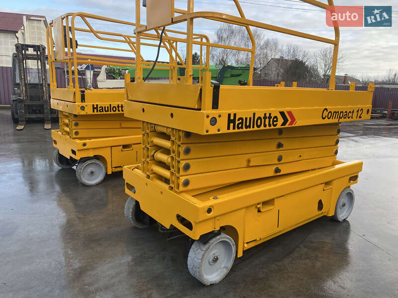 Ножичний підйомник Haulotte Compact 12 2009 в Києві