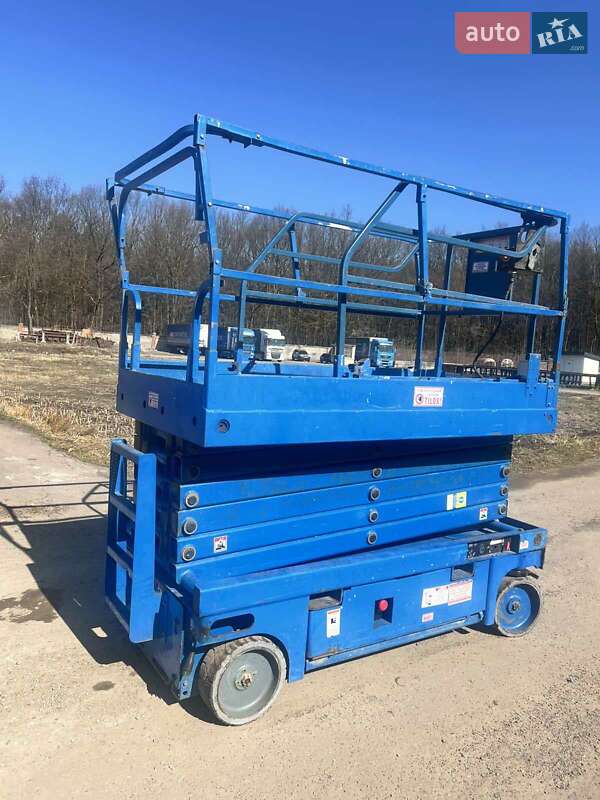 Підйомник Haulotte Compact 14 2011 в Львові фото 7 Підйомник Haulotte Compact 14 2011 в Львові