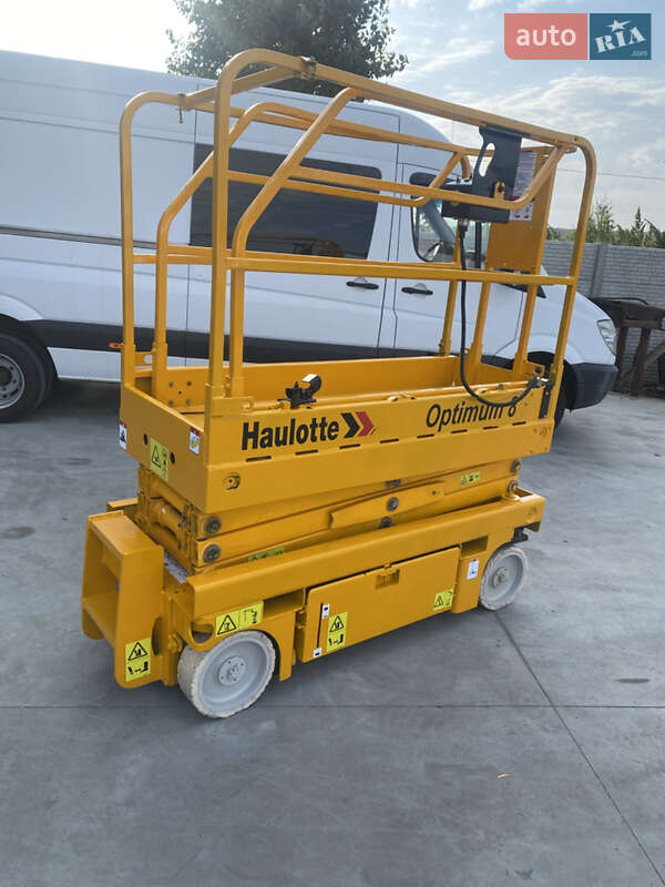 Ножичний підйомник Haulotte Compact 8 2007 в Києві