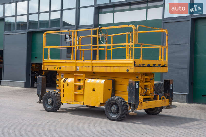 Ножничный подъемник Haulotte H 2014 в Житомире