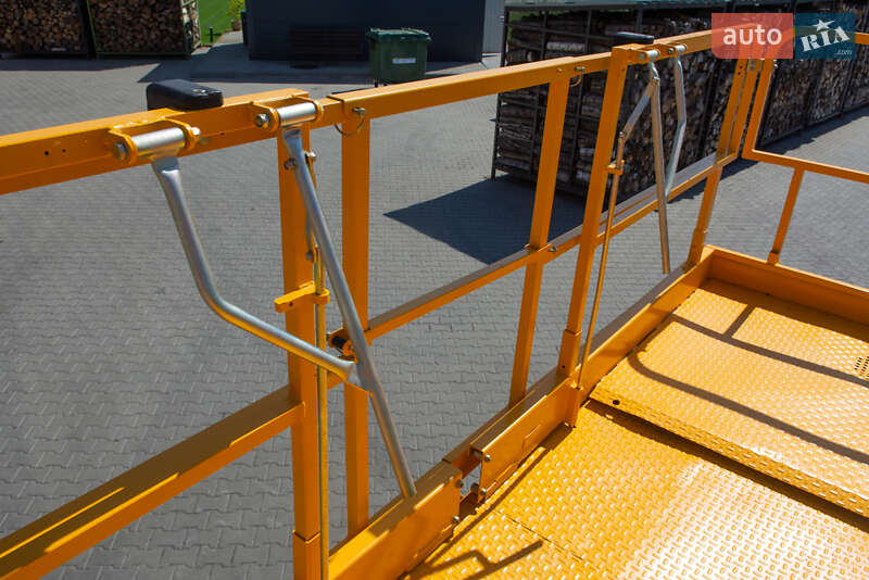 Ножничный подъемник Haulotte H 2008 в Житомире