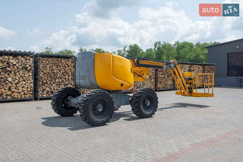 Колінчатий підйомник Haulotte HA 2014 в Житомирі