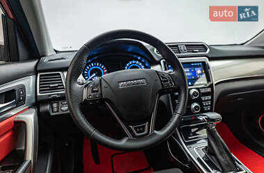 Позашляховик / Кросовер Haval H2 2019 в 