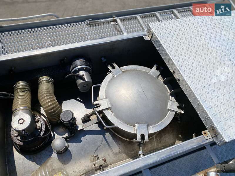 Цистерна Hendricks Goch 2003 в Хусте фото 29 Цистерна Hendricks Goch 2003 в Хусте