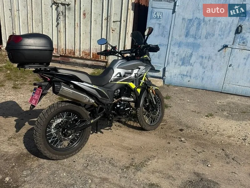 Hensim ADV 300 2026