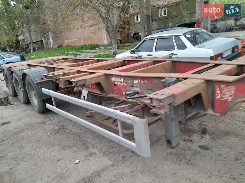 Контейнеровоз HFR PE 2002 в Одессе