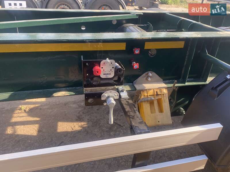 Контейнеровоз HFR SB 2002 в Овідіополі