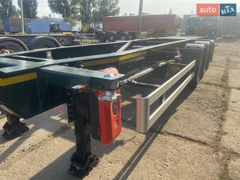 Контейнеровоз HFR SB 2002 в Овідіополі