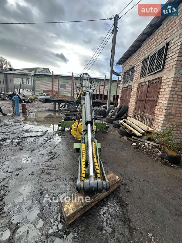 Телескопический погрузчик HIAB Loglift 2008 в Рожнятове фото 5 Телескопический погрузчик HIAB Loglift 2008 в Рожнятове