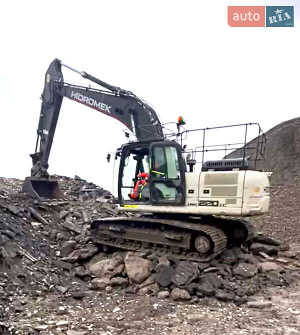 Гусеничний екскаватор Hidromek HMK 220LC 2017 в Києві