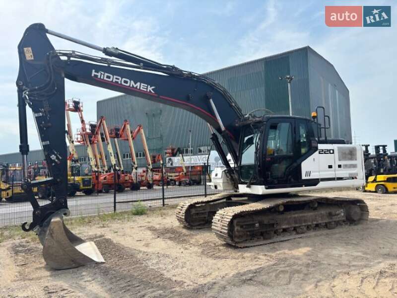 Гусеничный экскаватор Hidromek HMK 220LC 2019 в 