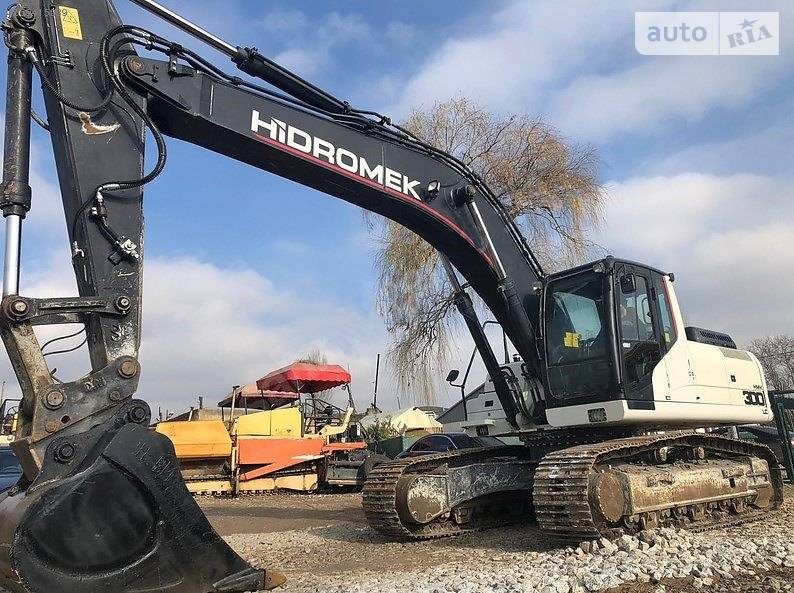 Экскаватор Hidromek HMK 300LC 2013 в 