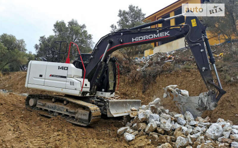Колісний екскаватор Hidromek HMK 2025 в 
