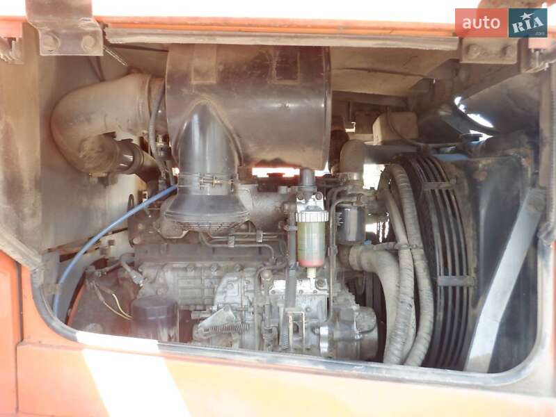 Фронтальні навантажувачі Hitachi LX 2005 в Одесі