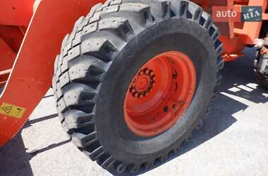 Фронтальный погрузчик Hitachi LX 2005 в 