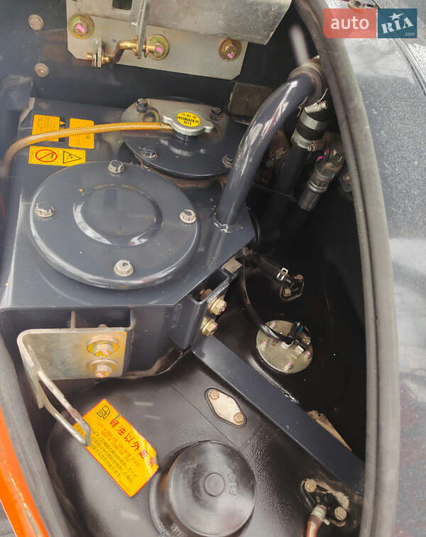 Миниэкскаватор Hitachi ZAXIS 2013 в Ковеле