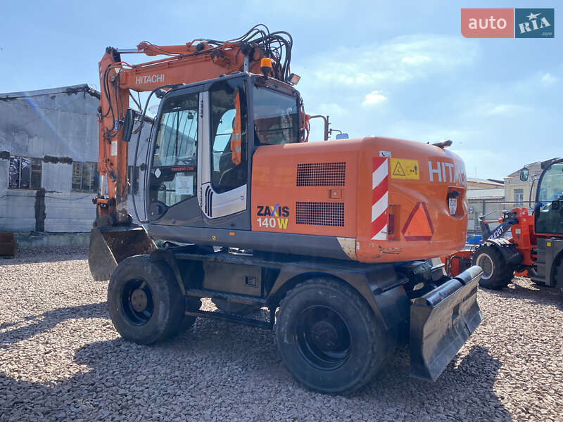 Колесный экскаватор Hitachi ZX 140 2013 в Киеве