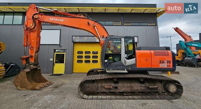 Гусеничный экскаватор Hitachi ZX 280LCN-3 2010 в 