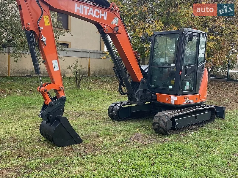 Hitachi ZX 65USB-5A 2021
