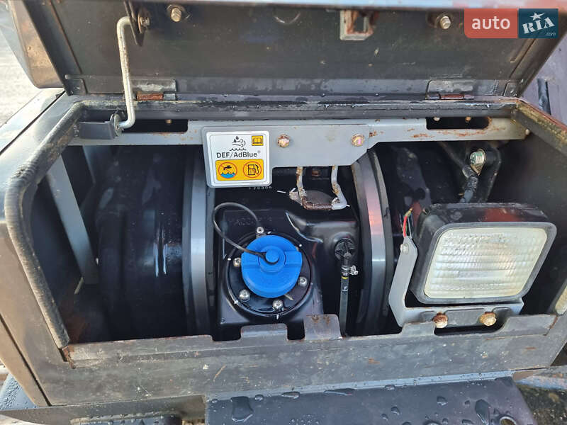 Гусеничный экскаватор Hitachi ZX 2018 в Одессе