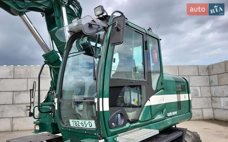Колісний екскаватор Hitachi ZX 2015 в Києві