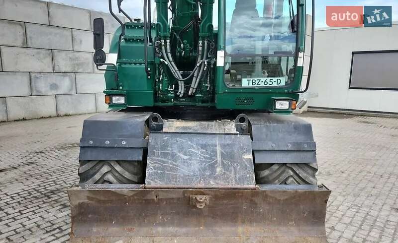 Колісний екскаватор Hitachi ZX 2015 в Києві