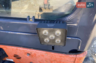 Гусеничный экскаватор Hitachi ZX 2011 в 